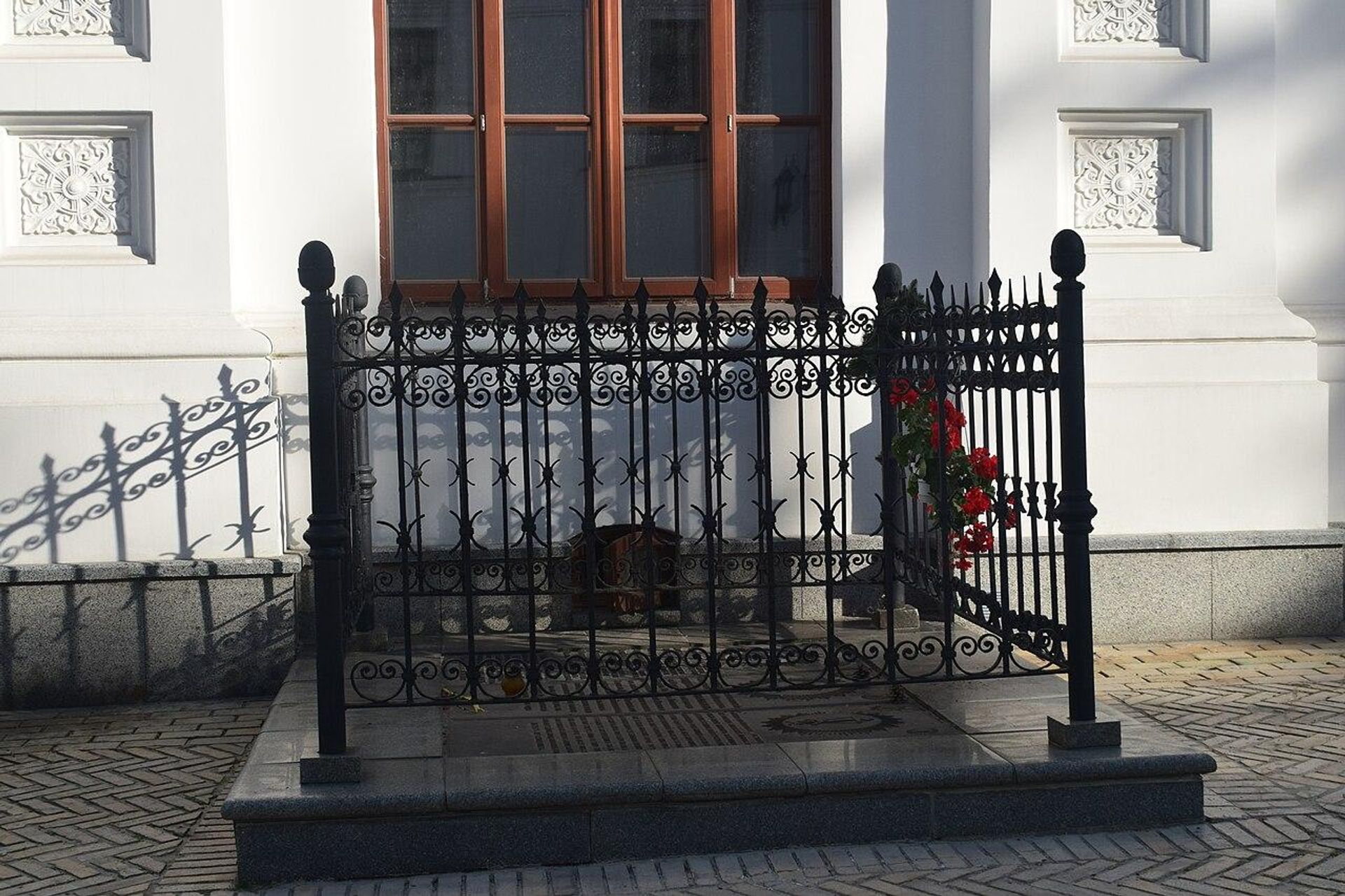 Могила Искры и Кочубея в Киево-Печерской лавре - РИА Новости, 1920, 24.07.2026