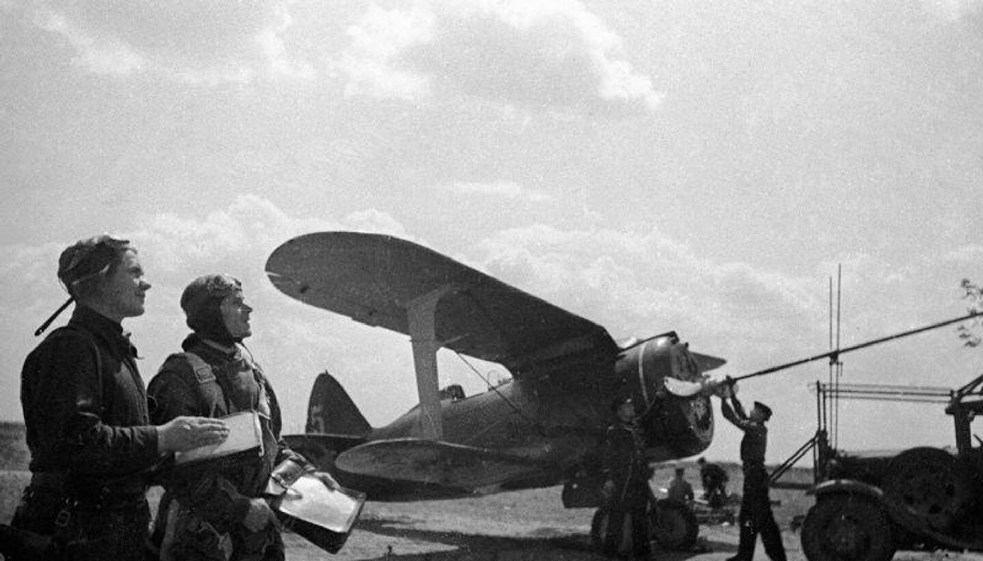 И-153 Черноморского флота в районе Николаева, август 1941 года - РИА Новости, 1920, 27.07.2026