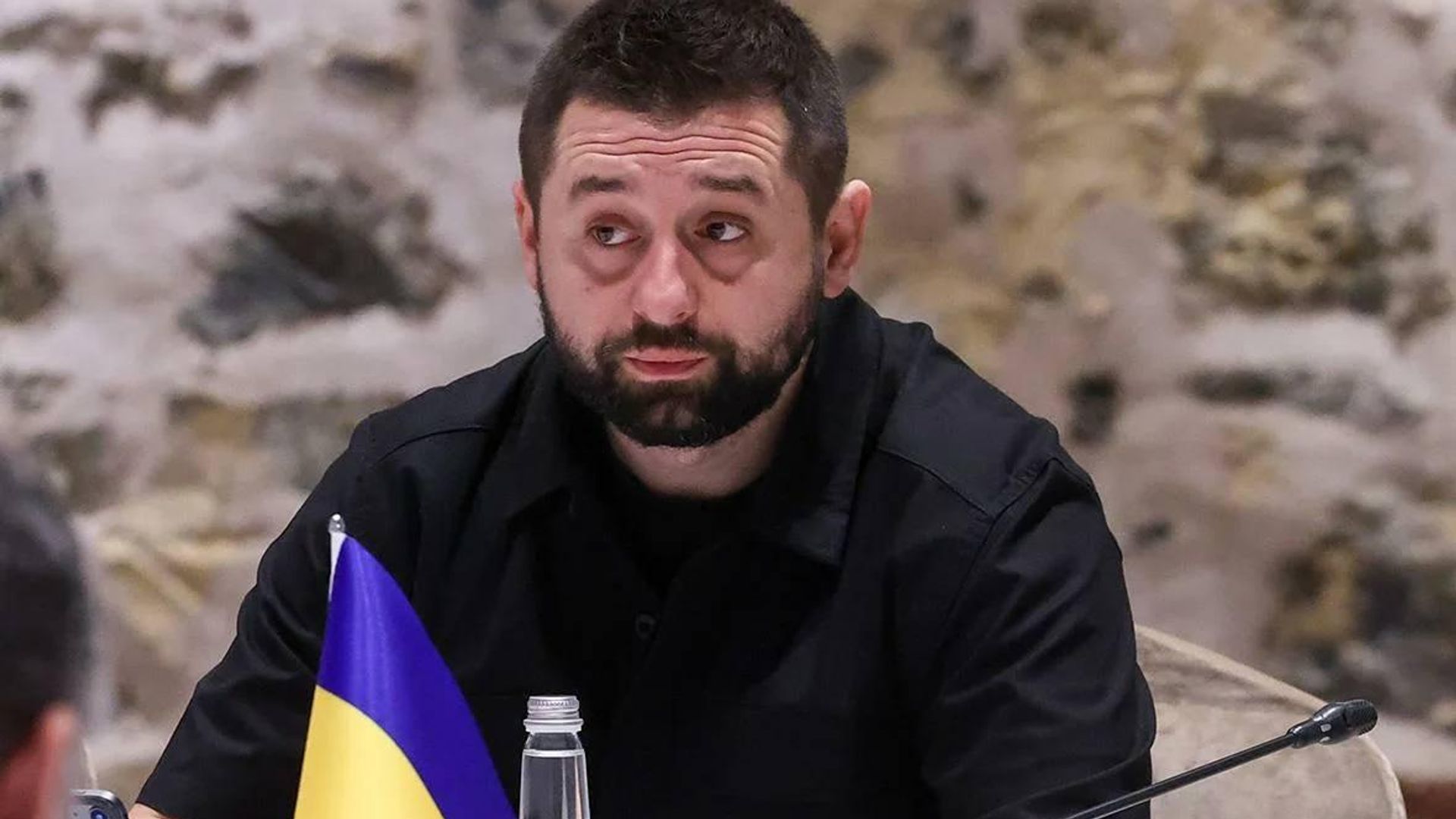 Арахамию ведут по следам «схемы Ермака» Арахамию ведут по следам «схемы Ермака» - РИА Новости, 1920, 28.07.2026