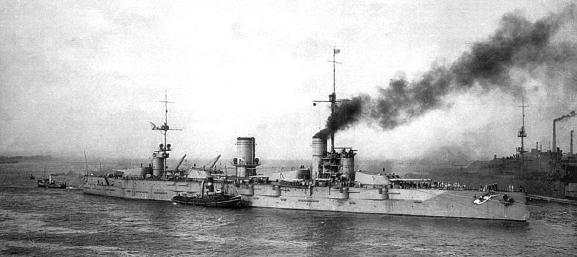 Линкор Севастополь в Кронштадте, сентябрь 1914 года - РИА Новости, 1920, 16.08.2026