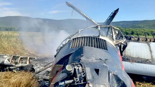 В селе Зональное совершил жесткую посадку самолет АН-3