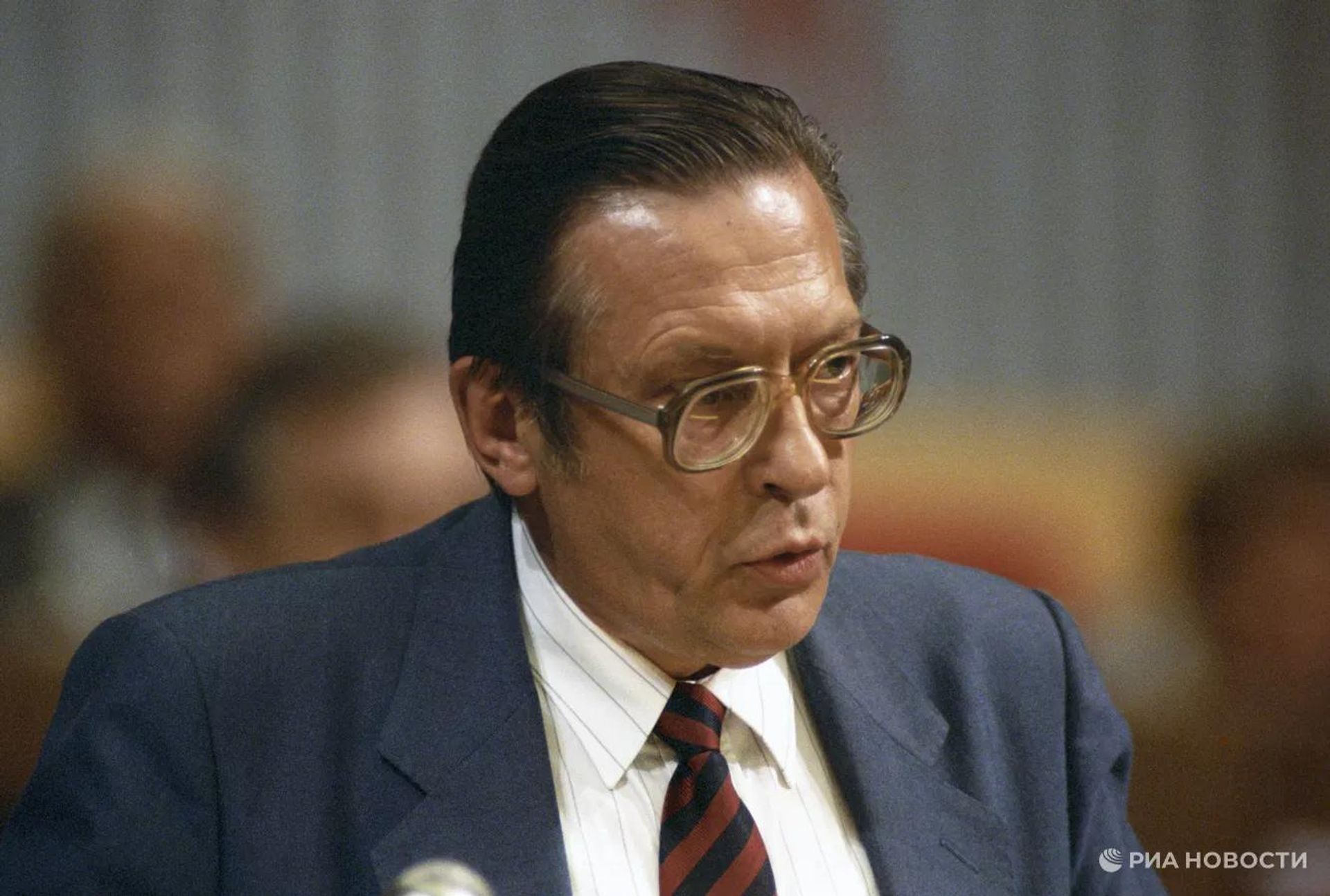 Леонид Абалкин, 6 июля 1990 года Леонид Абалкин, 6 июля 1990 года - РИА Новости, 1920, 10.09.2026
