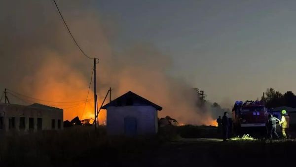 Пожар на заводе по производству петард в Ярославской области