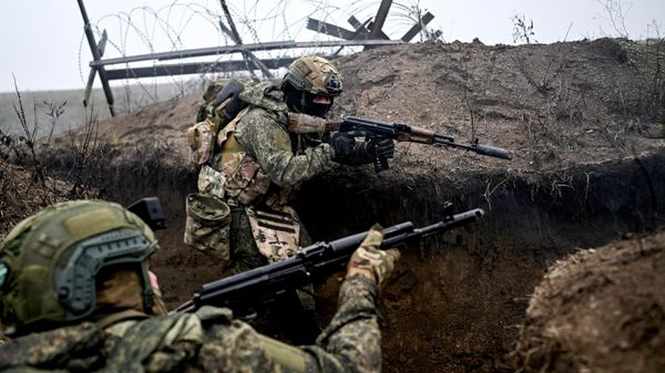 Отработка боевого слаживания военнослужащими 114-й отдельной гвардейской мотострелковой бригады 51-й гвардейской армии группировки Центр