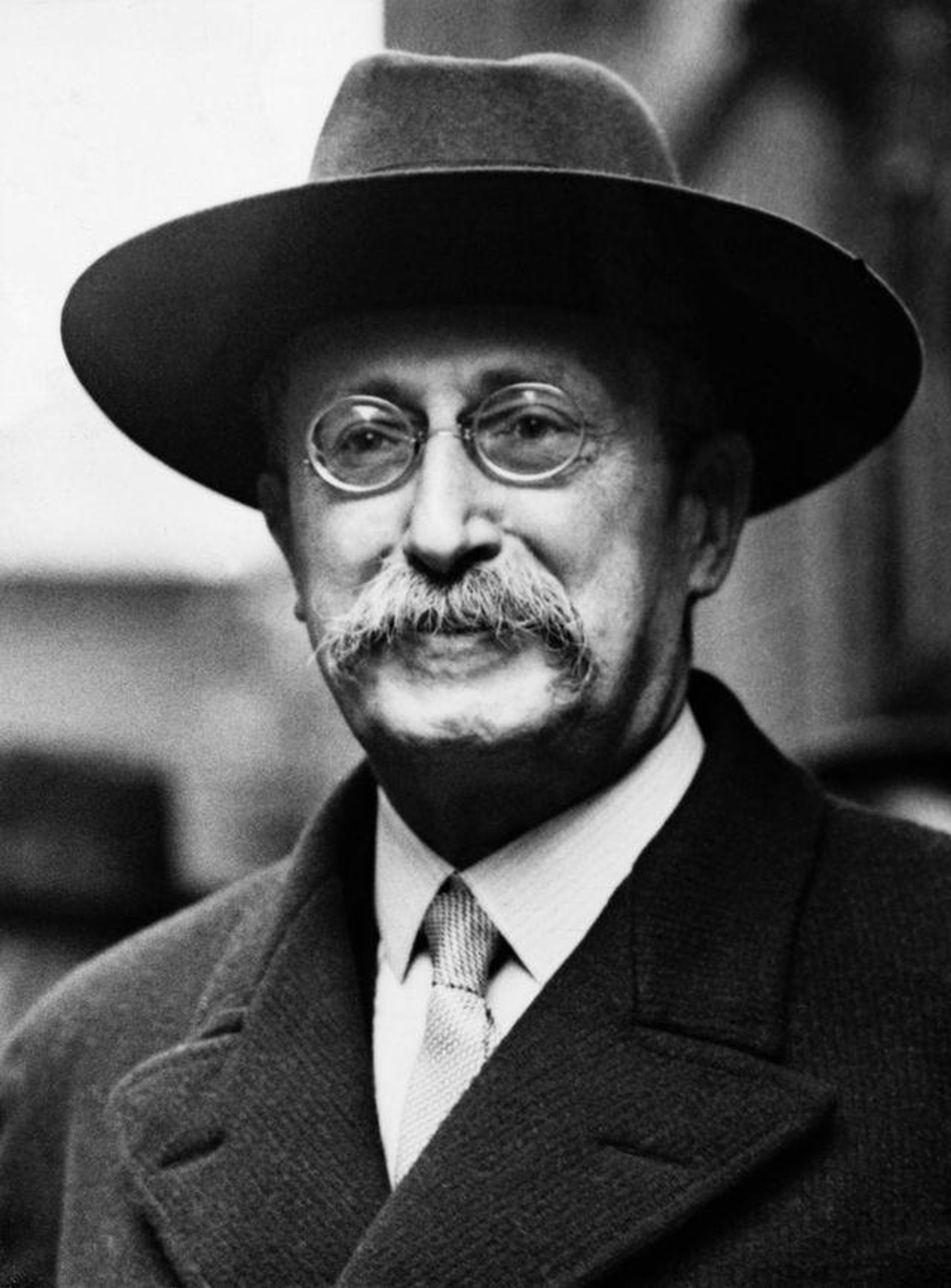 Леон Блюм. Лидер народного фронта, премьер-министр Франции в 1936-37 и 1938 годах Леон Блюм. Лидер народного фронта, премьер-министр Франции в 1936-37 и 1938 годах - РИА Новости, 1920, 02.10.2026