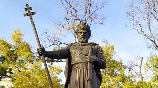 Памятник Самуилу I Комитопулу в Софии Памятник Самуилу I Комитопулу в Софии