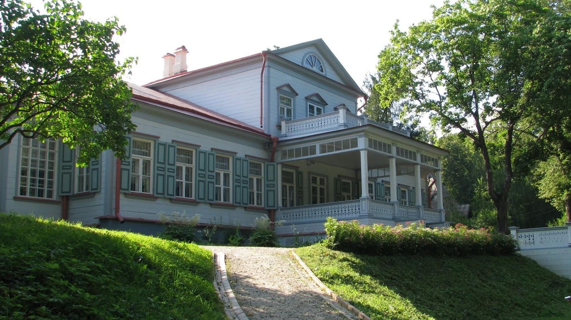 Главное здание усадьбы Абрамцево - РИА Новости, 1920, 09.10.2026