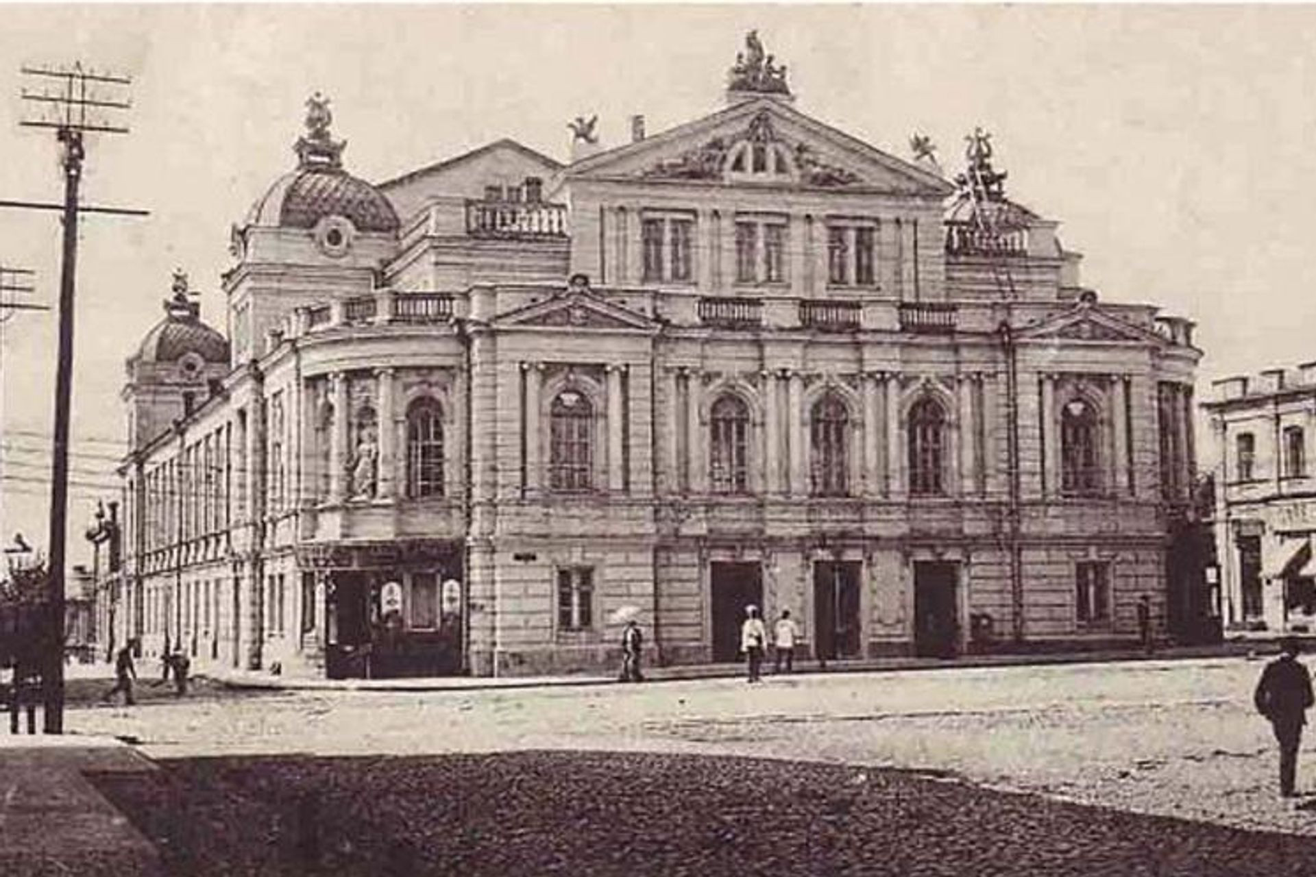 Здание театра Синельникова в Харькове Здание театра Синельникова в Харькове - РИА Новости, 1920, 14.10.2026