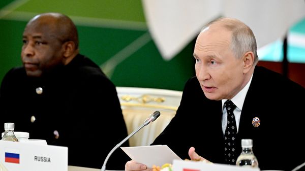 Президент Владимир Путин встретился с руководителями региональных организаций Африки