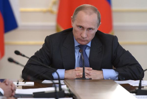 В.Путин провел совещание с членами правительства РФ