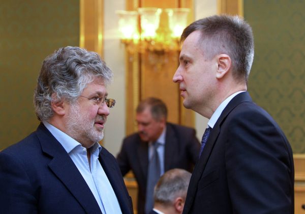 А.Турчинов провел совещание в Киеве с главами областных администраций