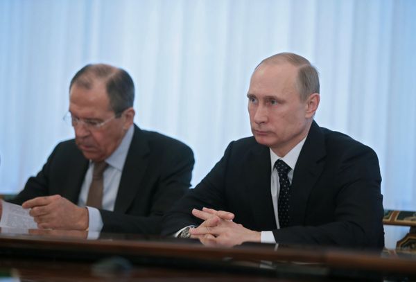 В.Путин провел встречу с Абделем-Фаттахом ас-Сиси и Набилем Фахми