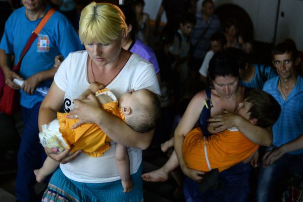 Беженцы с Украины прибыли в Великий Новгород Беженцы с Украины прибыли в Великий Новгород