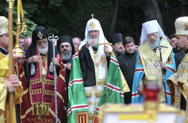 Продолжается визит Святейшего Патриарха Московского и Всея Руси Кирилла на Украину