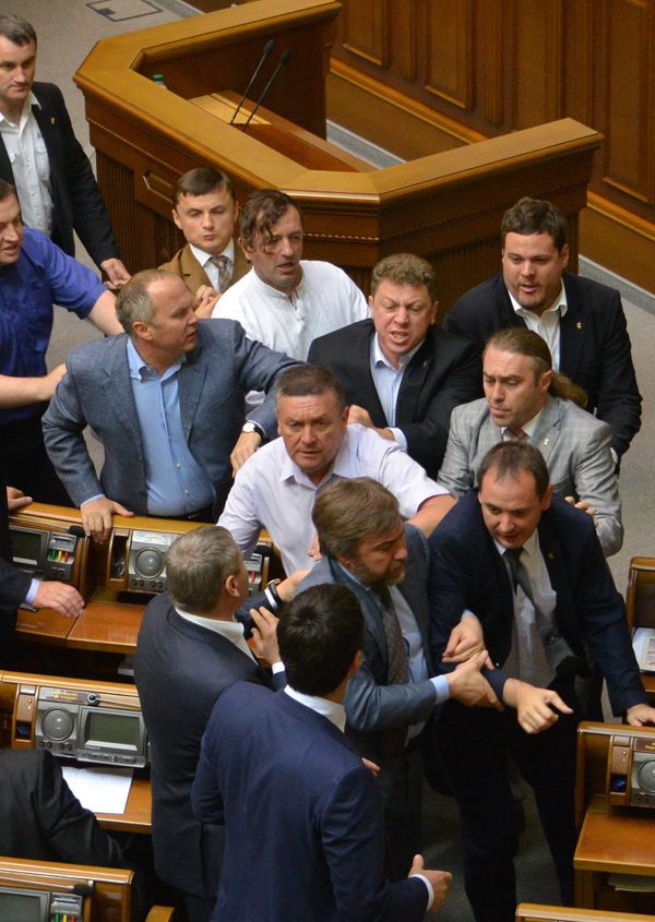 Верховная Рада утвердила указ президента Украины О частичной мобилизации