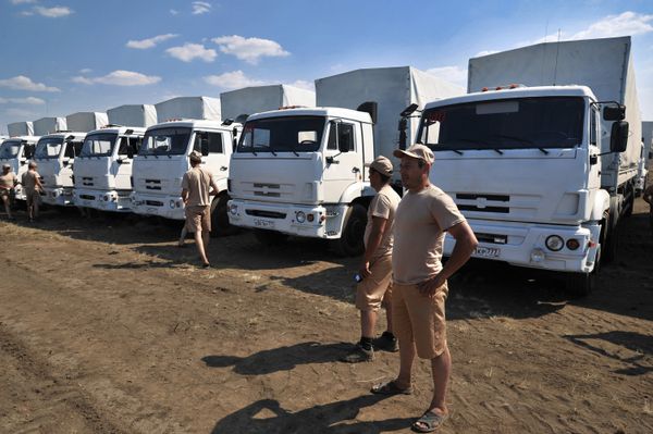 Конвой с российской гуманитарной помощью Украине продолжает движение