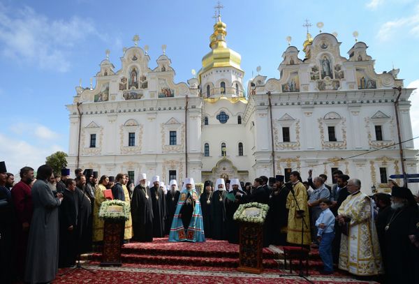 Интронизация нового предстоятеля Украинской православной церкви Московского патриархата