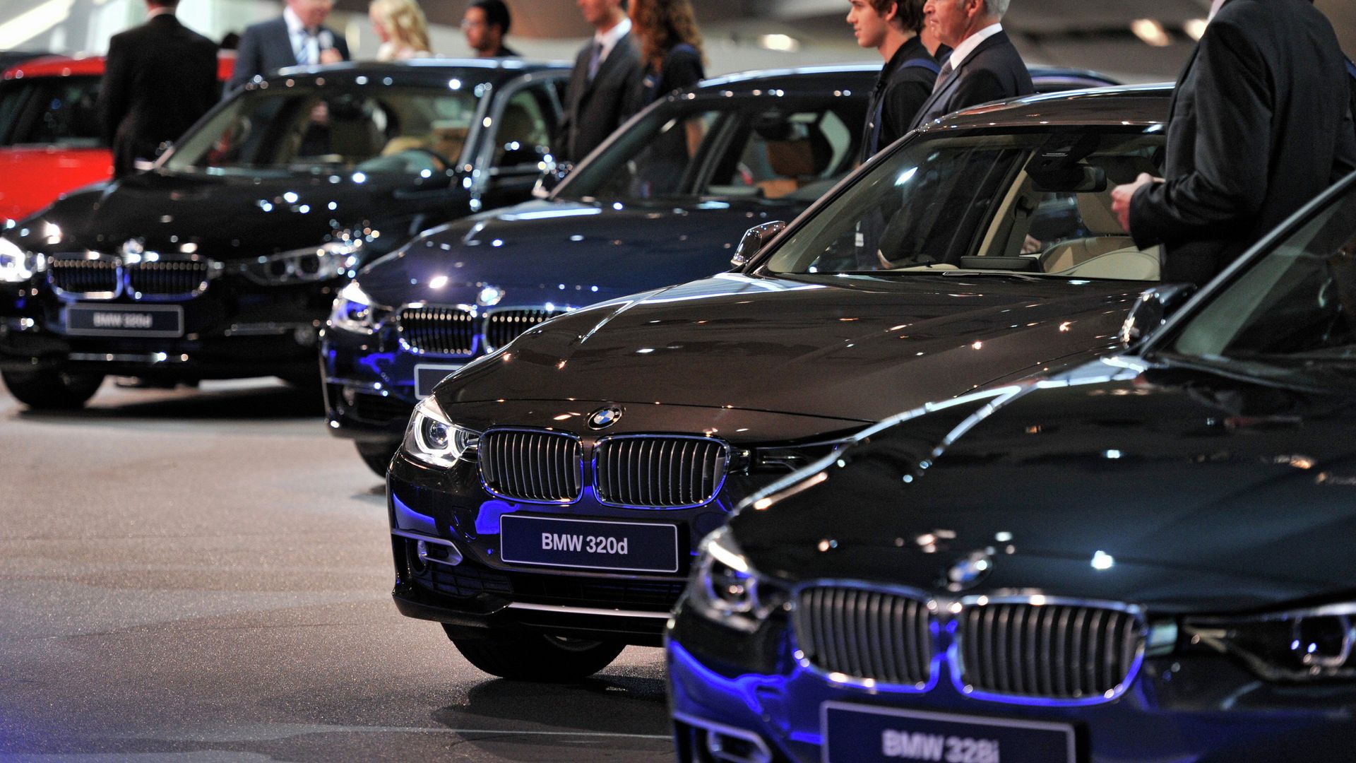 Концерн BMW представил новое поколение седана 3-й серии Концерн BMW представил новое поколение седана 3-й серии - РИА Новости, 1920, 20.02.2025