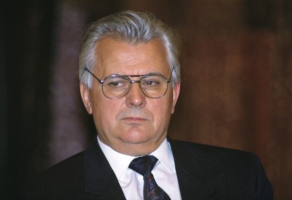 Леонид Макарович Кравчук Леонид Макарович Кравчук