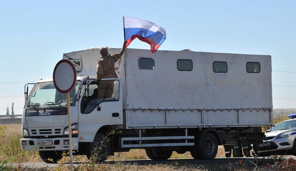 Подготовка к отправке третьего гуманитарного конвоя в Ростовской области Подготовка к отправке третьего гуманитарного конвоя в Ростовской области