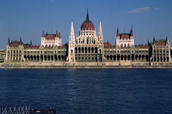 Здание парламента