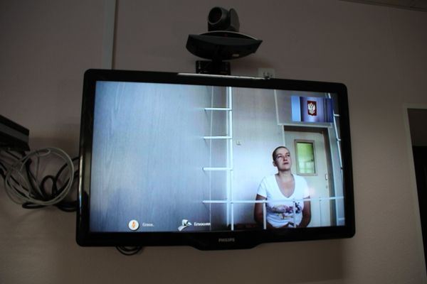 Заседание суда по делу Надежды Савченко, подозреваемой в пособничестве в убийстве российских журналистов
