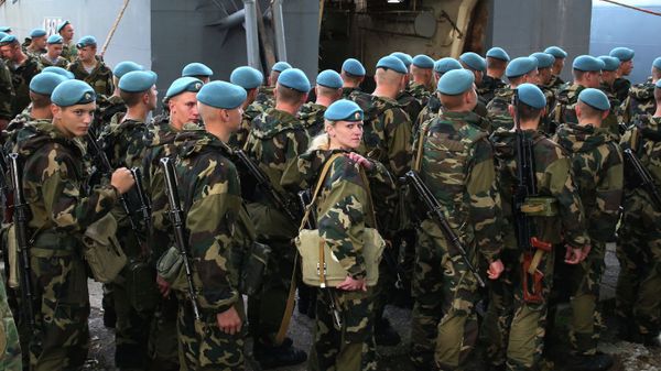Прибытие белорусских десантников на учения Запад-2013 Прибытие белорусских десантников на учения Запад-2013