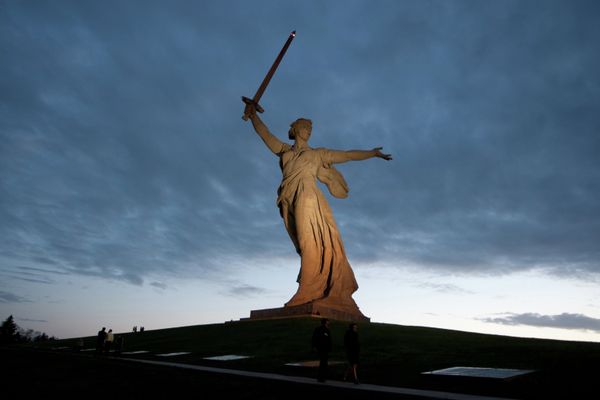 Монумент Родина-мать зовет! на Мамаевом кургане