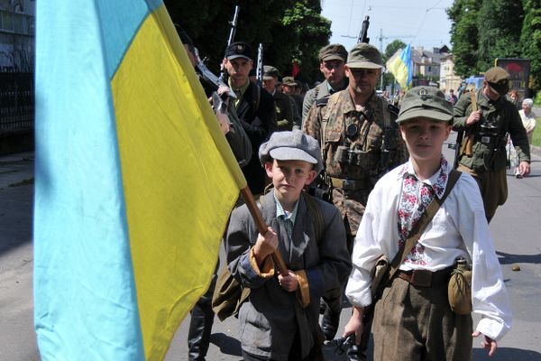 Марш-парад, приуроченный к 200-летию со дня рождения Т.Шевченко во Львове