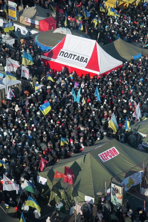 Народное вече на площади Независимости в Киеве