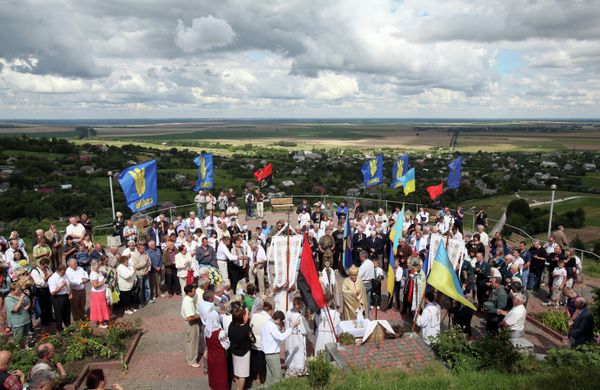 Чествование ветеранов дивизии СС Галичина на Украине Чествование ветеранов дивизии СС Галичина на Украине