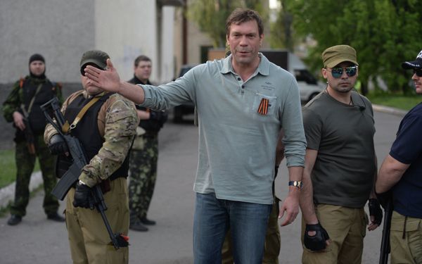 О.Царев доставил гуманитарную помощь в Славянск О.Царев доставил гуманитарную помощь в Славянск