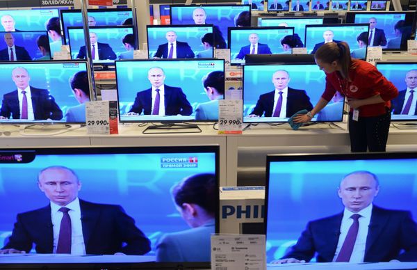 Трансляция Прямой линии с Владимиром Путиным Трансляция Прямой линии с Владимиром Путиным