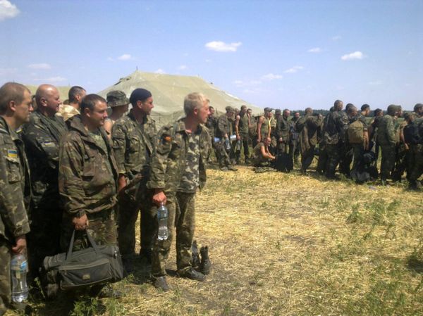 Украинские военные попросили убежища в России