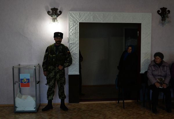 Досрочные выборы главы ЛНР и депутатов Народного Совета ЛНР