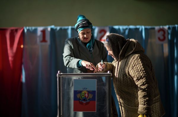 Выборы главы ЛНР и депутатов Народного Совета республики