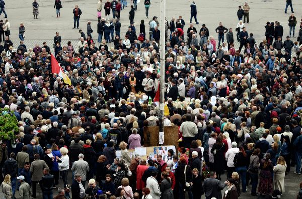 Траурные мероприятия у Дома профсоюзов в Одессе.