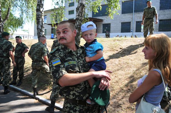 Встреча украинских пограничников, вернувшихся из зоны АТО Встреча украинских пограничников, вернувшихся из зоны АТО