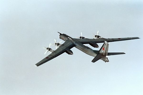 Бомбардировщик Ту-95