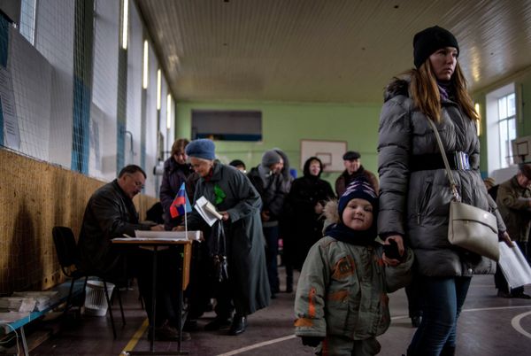 Выборы главы ЛНР и депутатов Народного Совета республики Выборы главы ЛНР и депутатов Народного Совета республики