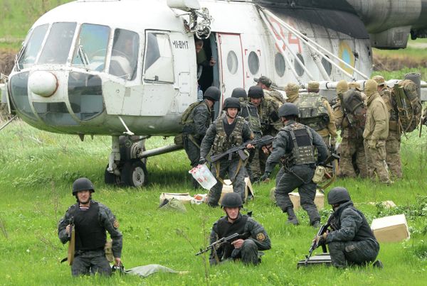 Украинские военные начали штурм города Славянска