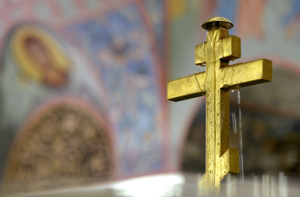 Освящение воды в Крещенский сочельник Освящение воды в Крещенский сочельник