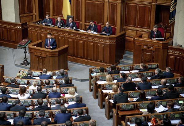 Первое заседание новоизбранной Верховной Рады Украины Первое заседание новоизбранной Верховной Рады Украины