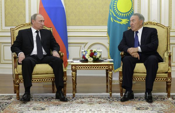 В.Путин прибыл в Казахстан для участия в форуме межрегионального сотрудничества России и Казахстана.