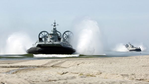 Учения по высадке морского десанта на Балтийском флоте