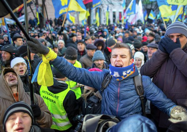 Пикет сторонников евроинтеграции Украины у здания Верховной Рады в Киеве