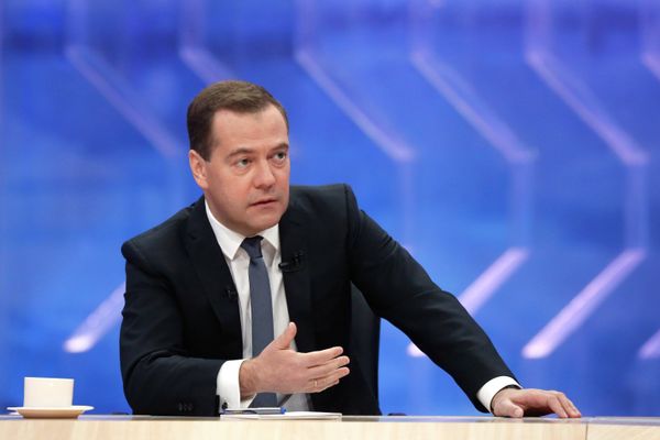 Интервью Д.Медведева российским телеканалам