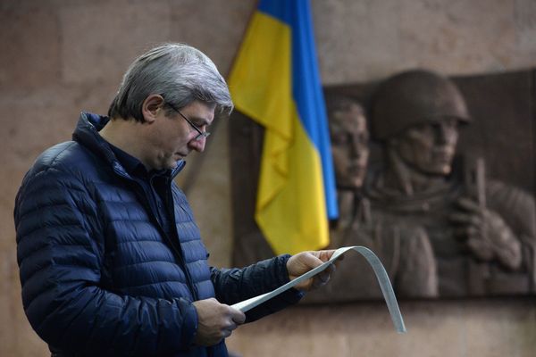 Досрочные выборы в Верховную раду Украины Досрочные выборы в Верховную раду Украины