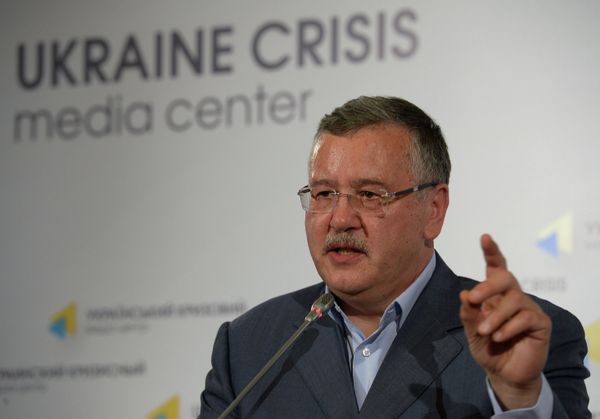 Пресс-брифинг кандидата на пост президента Украины Анатолия Гриценко Пресс-брифинг кандидата на пост президента Украины Анатолия Гриценко