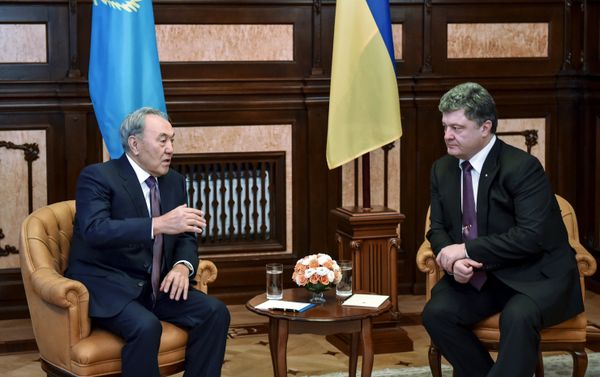Встреча президента Украины Петра Порошенко и президента Казахстана Нурсултана Назарбаева